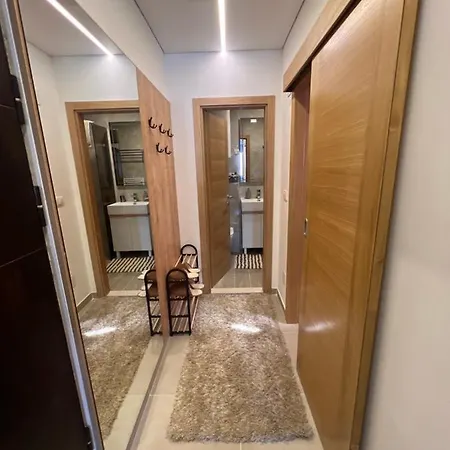 Jahor Cozyplace 28 Apartament