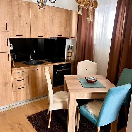 Jahor Cozyplace 28 *